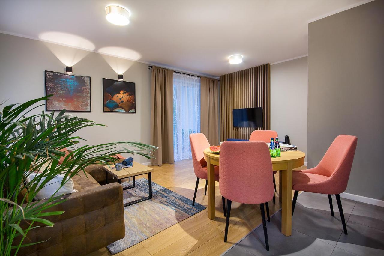 W&K Apartments - Blue Suite - Faktura Vat, Parking Кошалин Екстериор снимка