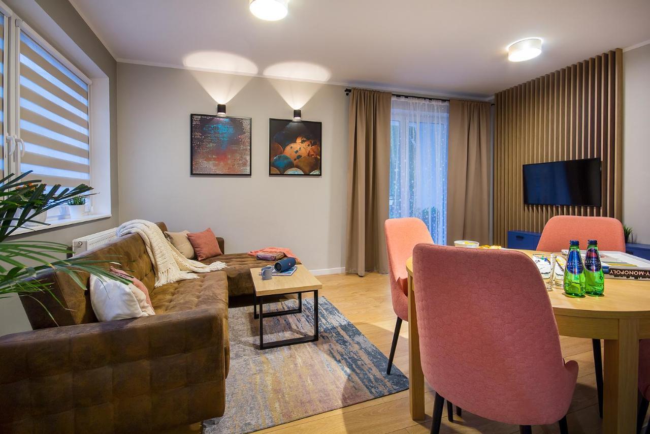 W&K Apartments - Blue Suite - Faktura Vat, Parking Кошалин Екстериор снимка