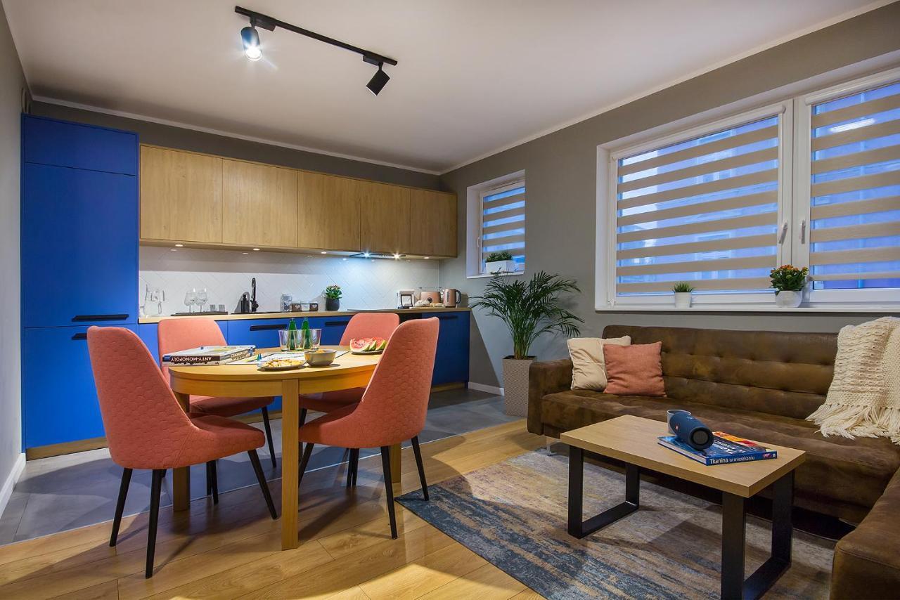 W&K Apartments - Blue Suite - Faktura Vat, Parking Кошалин Екстериор снимка